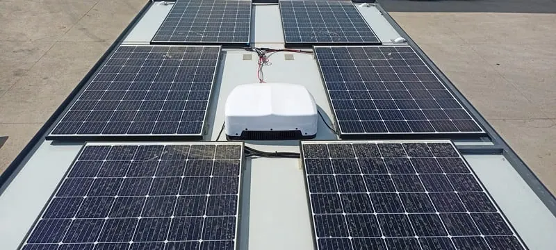 panneaux solaires l800 l'Île flottante